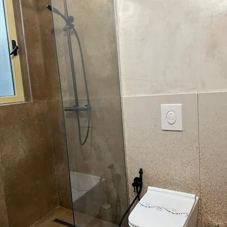 Διαμέρισμα Scandinavian Al Τίρανα