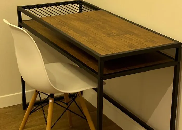 Scandinavian Al Apartamento Tirana